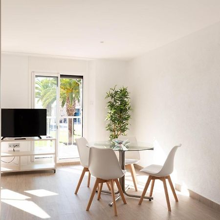 Loft Amb Vistes Al Mar By Apartaments La Catifa Palamos Bagian luar foto