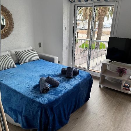 Loft Amb Vistes Al Mar By Apartaments La Catifa Palamos Bagian luar foto